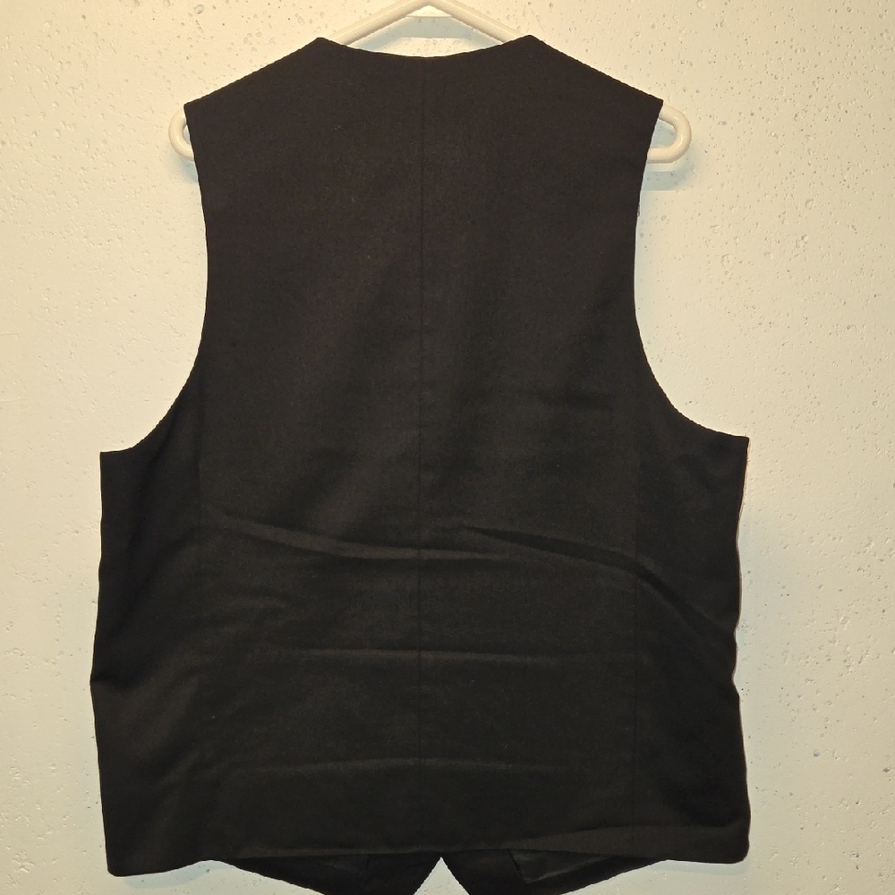 Classic Fit Black Suit Vest (Size 44) - Picture 3 of 3